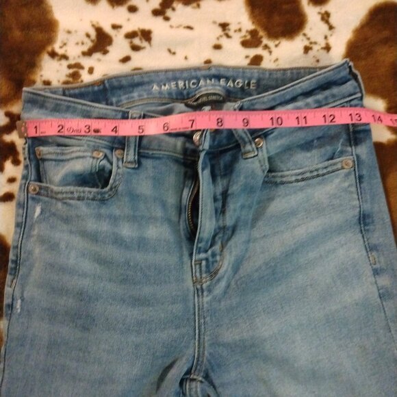 Women's American Eagle Bell Bottom Flare Jeans - Picture 7 of 7